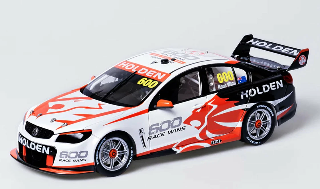 1:18 HOLDEN VF COMMODORE 600 RACE WINS 3 1:18 HOLDEN VF COMMODORE 600 RACE WINS