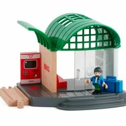 Alternative view of BRIO TRAIN STATION 4 PC