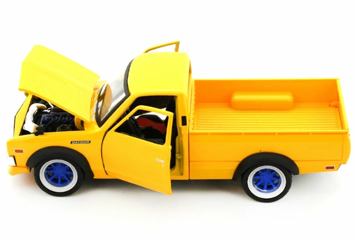 MAISTO 1:24 TOKYO MODERN DATSUN 620 PICK 4 MAISTO 1:24 TOKYO MODERN DATSUN 620 PICK - Image 2