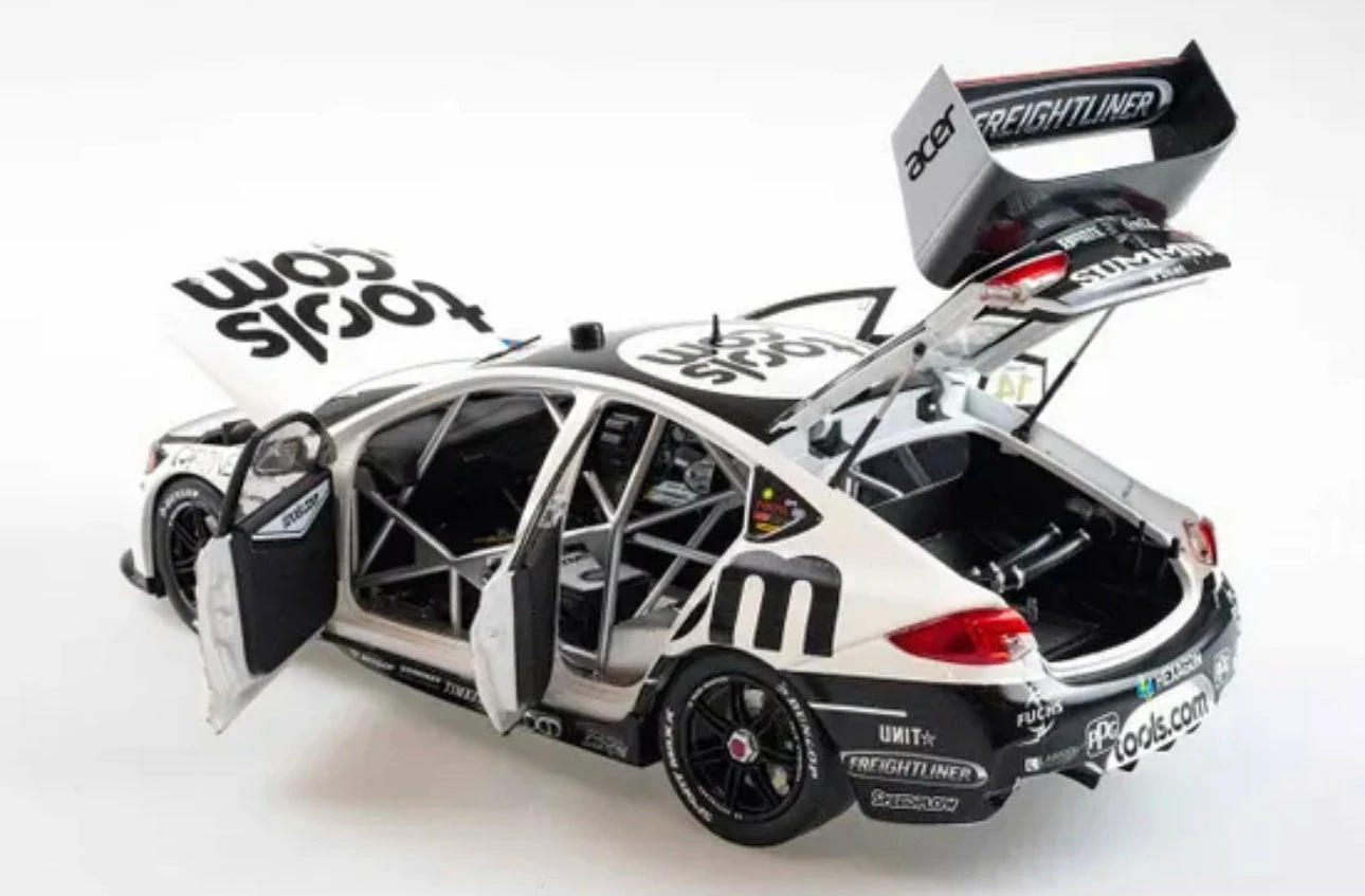 1:18 HOLDEN ZB #14 BJR TOOLS HAZELWOOD 6 1:18 HOLDEN ZB #14 BJR TOOLS HAZELWOOD - Image 4